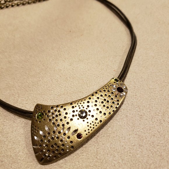 Chico's necklace beautifully detailed centerpiece - Picture 3 of 3